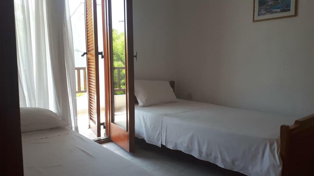 Alexandra Apartment
